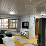 Joutsen With Jacuzzi * Vuoriniemi