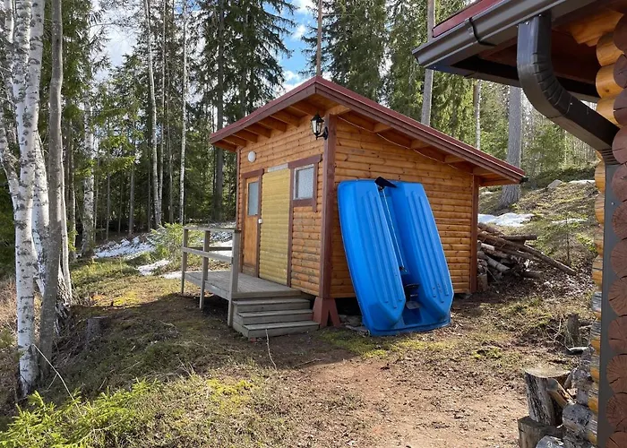 Joutsen With Jacuzzi Willa *